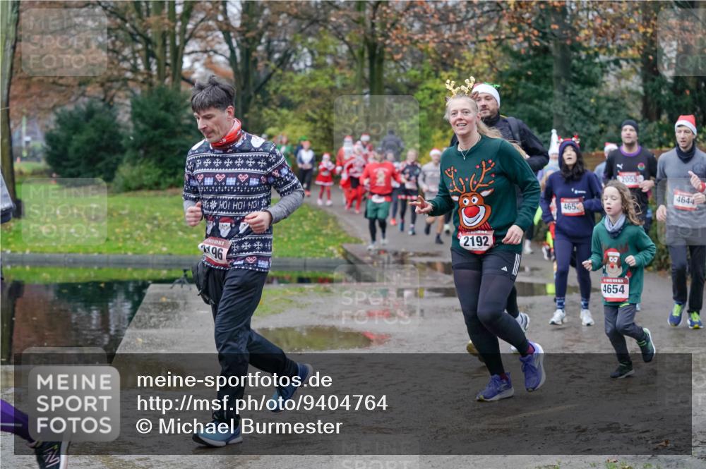 07.12.2025 - St. Pauli X-Mass-Run No. 15 Michael Burmester http://msf.ph/oto/9404764 07.12.2025 11:05:49 Laufen 96, 4652, 2192, 4654, 2055, 4644 meine-sportfotos.de