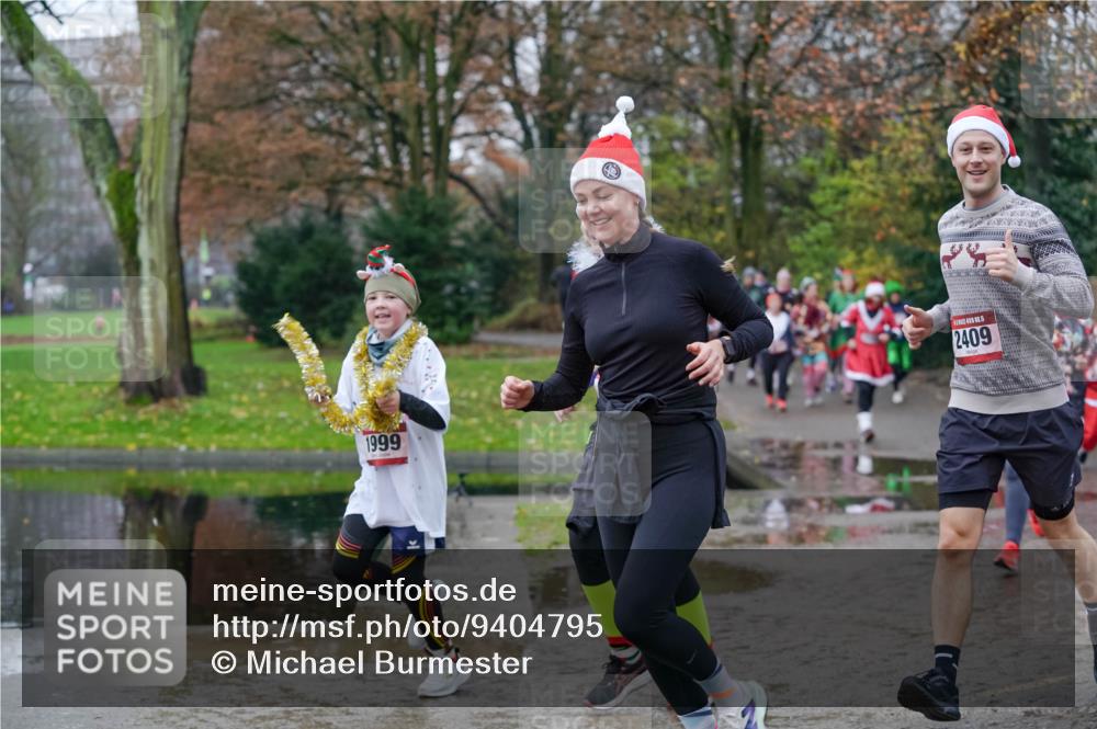 07.12.2025 - St. Pauli X-Mass-Run No. 15 Michael Burmester http://msf.ph/oto/9404795 07.12.2025 11:05:57 Laufen 1999, 2409 meine-sportfotos.de