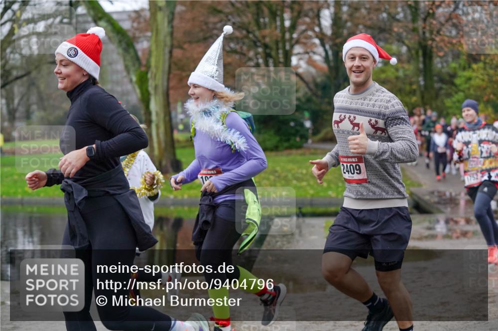 07.12.2025 - St. Pauli X-Mass-Run No. 15 Michael Burmester http://msf.ph/oto/9404796 07.12.2025 11:05:58 Laufen 10, 15, 2409 meine-sportfotos.de