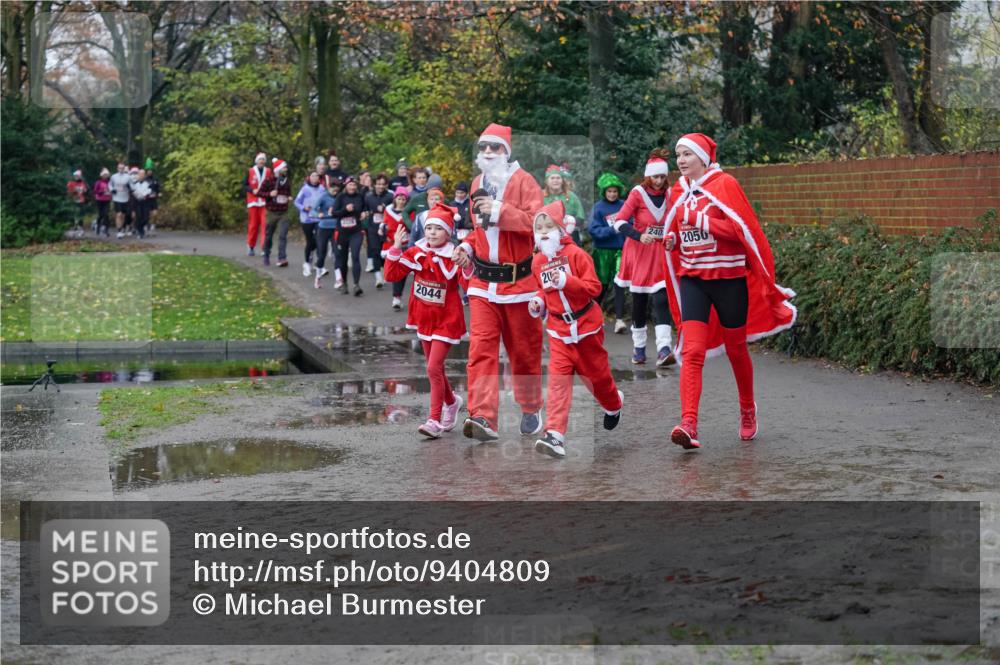 07.12.2025 - St. Pauli X-Mass-Run No. 15 Michael Burmester http://msf.ph/oto/9404809 07.12.2025 11:06:01 Laufen 20, 2044, 240, 2050 meine-sportfotos.de