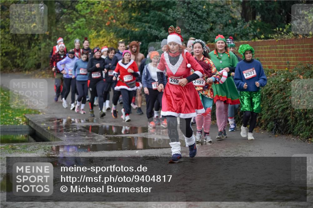 07.12.2025 - St. Pauli X-Mass-Run No. 15 Michael Burmester http://msf.ph/oto/9404817 07.12.2025 11:06:03 Laufen 3326, 3303, 240, 2497, 2527 meine-sportfotos.de