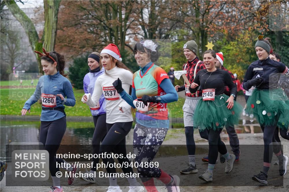 07.12.2025 - St. Pauli X-Mass-Run No. 15 Michael Burmester http://msf.ph/oto/9404869 07.12.2025 11:06:14 Laufen 2, 5, 2260, 2637, 610, 2145 meine-sportfotos.de