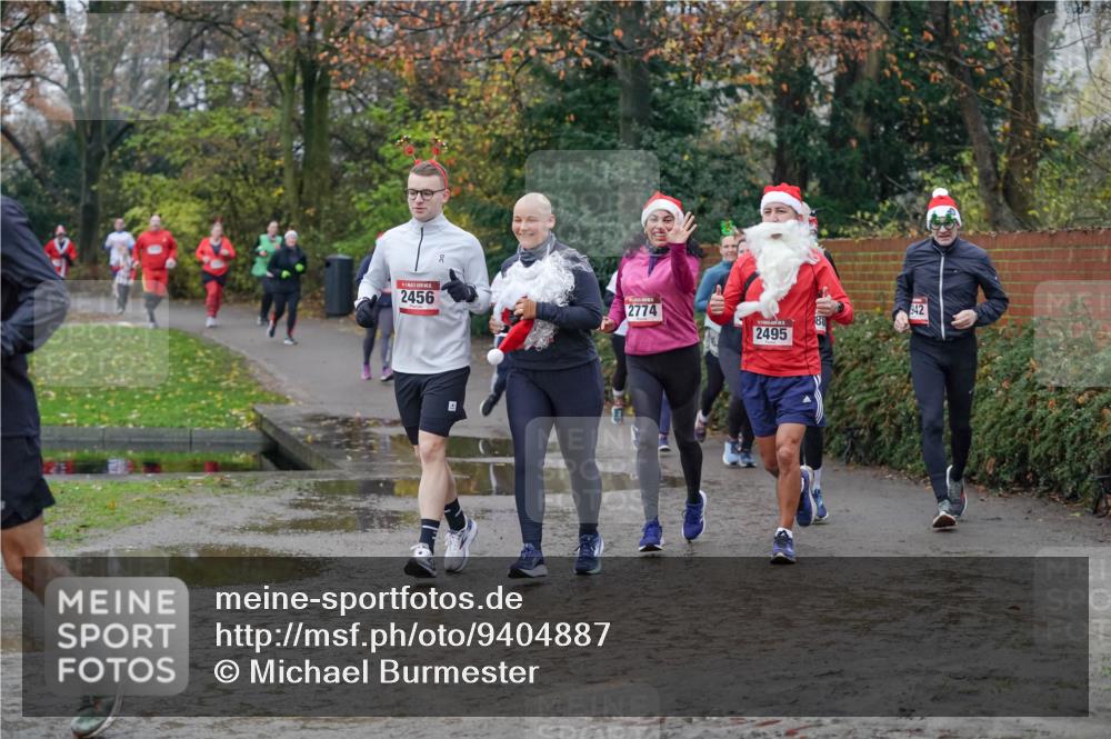07.12.2025 - St. Pauli X-Mass-Run No. 15 Michael Burmester http://msf.ph/oto/9404887 07.12.2025 11:06:20 Laufen 2456, 2774, 2495, 81, 942 meine-sportfotos.de