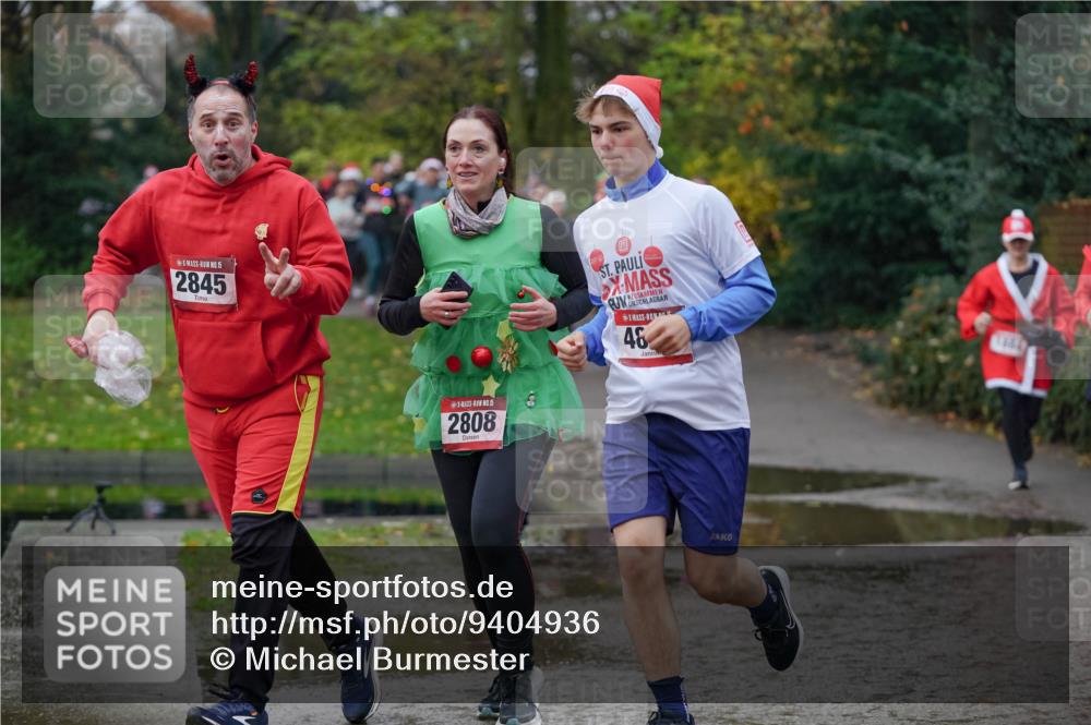 07.12.2025 - St. Pauli X-Mass-Run No. 15 Michael Burmester http://msf.ph/oto/9404936 07.12.2025 11:06:33 Laufen 15, 2845, 15, 2808, 46, 1884 meine-sportfotos.de