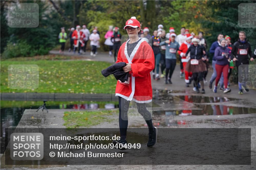 07.12.2025 - St. Pauli X-Mass-Run No. 15 Michael Burmester http://msf.ph/oto/9404949 07.12.2025 11:06:37 Laufen 2522, 45 meine-sportfotos.de