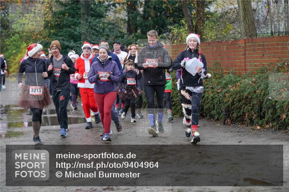 07.12.2025 - St. Pauli X-Mass-Run No. 15 Michael Burmester http://msf.ph/oto/9404964 07.12.2025 11:06:42 Laufen 2213, 306, 31, 3239, 25, 238 meine-sportfotos.de