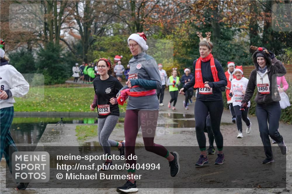 07.12.2025 - St. Pauli X-Mass-Run No. 15 Michael Burmester http://msf.ph/oto/9404994 07.12.2025 11:06:50 Laufen 4432, 2732, 2739, 2450 meine-sportfotos.de