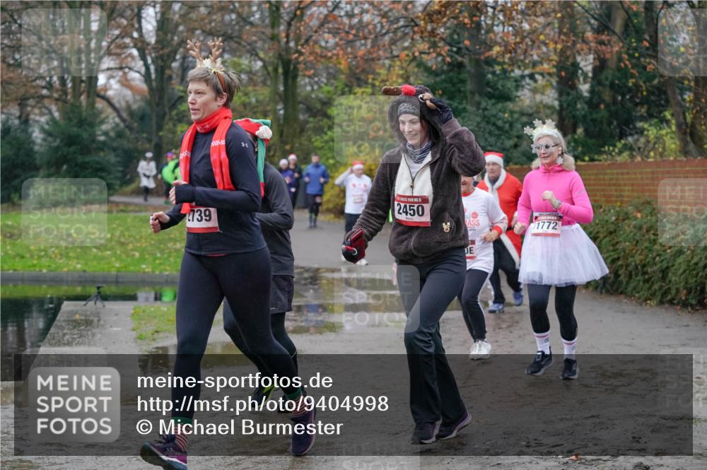 07.12.2025 - St. Pauli X-Mass-Run No. 15 Michael Burmester http://msf.ph/oto/9404998 07.12.2025 11:06:51 Laufen 739, 15, 2450, 1772 meine-sportfotos.de
