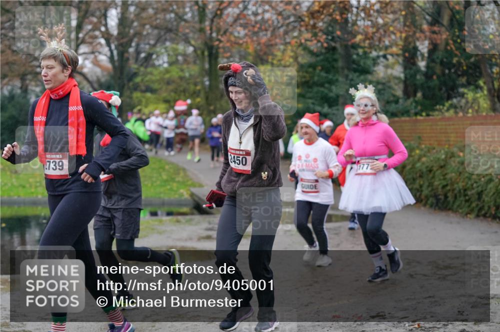 07.12.2025 - St. Pauli X-Mass-Run No. 15 Michael Burmester http://msf.ph/oto/9405001 07.12.2025 11:06:51 Laufen 15, 739, 2450 meine-sportfotos.de