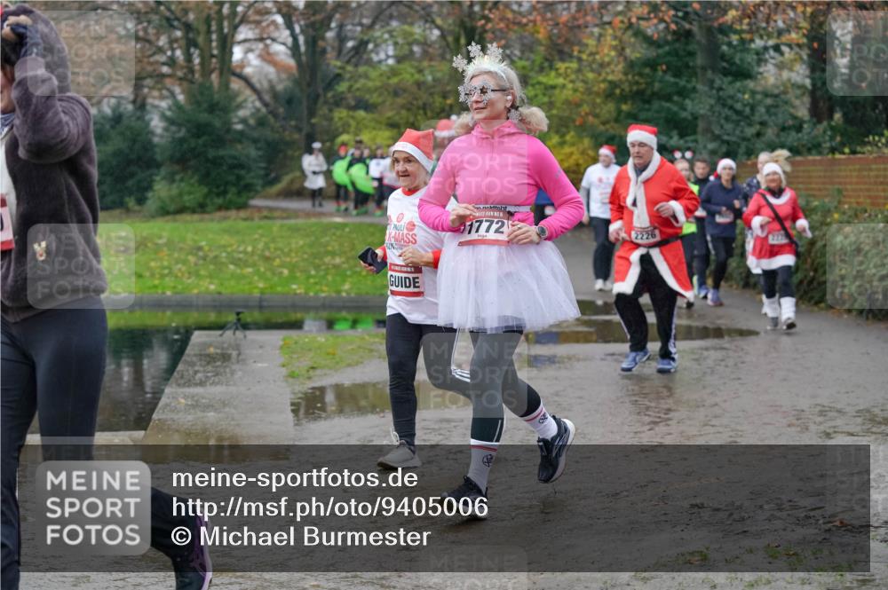 07.12.2025 - St. Pauli X-Mass-Run No. 15 Michael Burmester http://msf.ph/oto/9405006 07.12.2025 11:06:52 Laufen 15, 1772, 2226 meine-sportfotos.de