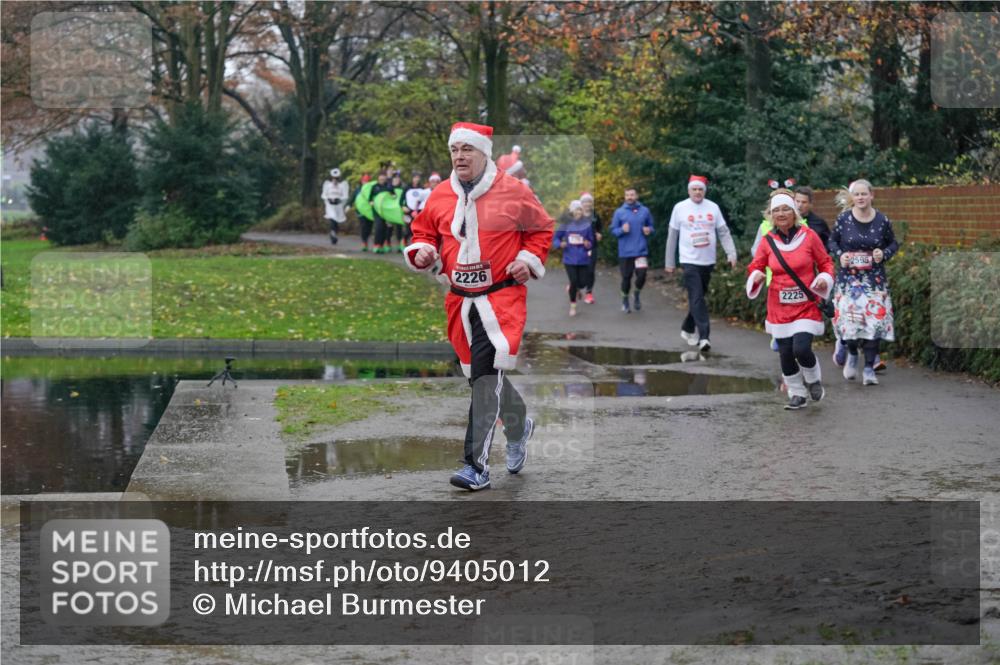 07.12.2025 - St. Pauli X-Mass-Run No. 15 Michael Burmester http://msf.ph/oto/9405012 07.12.2025 11:06:54 Laufen 2226, 10, 2225, 2595 meine-sportfotos.de