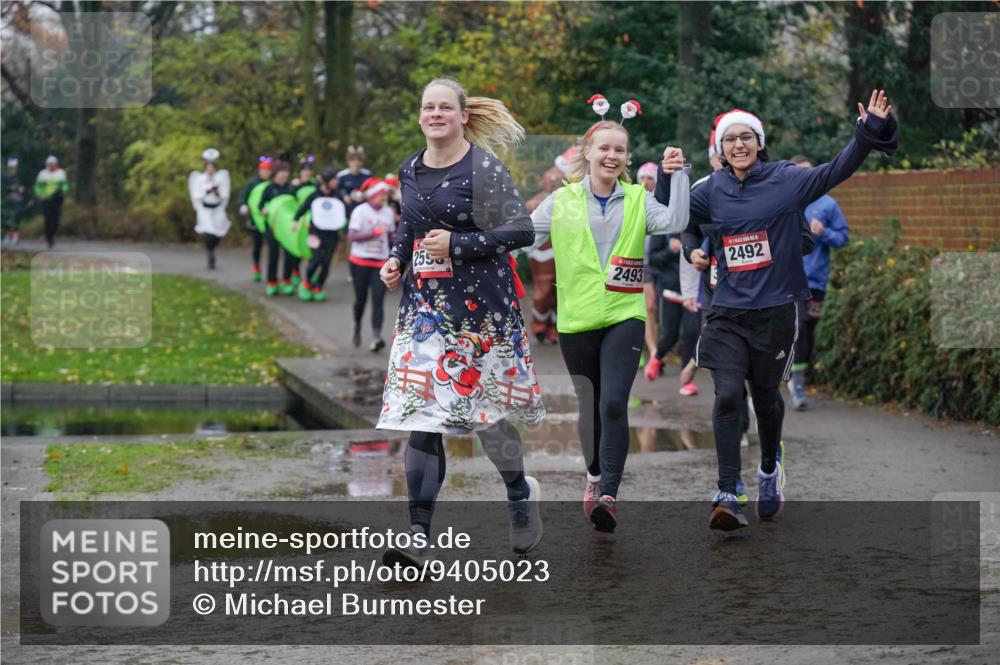 07.12.2025 - St. Pauli X-Mass-Run No. 15 Michael Burmester http://msf.ph/oto/9405023 07.12.2025 11:06:57 Laufen 255, 2493, 2492 meine-sportfotos.de