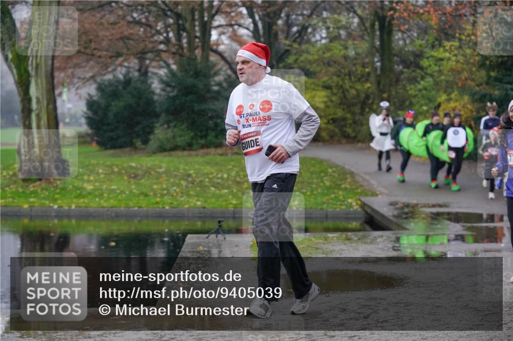 07.12.2025 - St. Pauli X-Mass-Run No. 15 Michael Burmester http://msf.ph/oto/9405039 07.12.2025 11:07:00 Laufen 5 meine-sportfotos.de