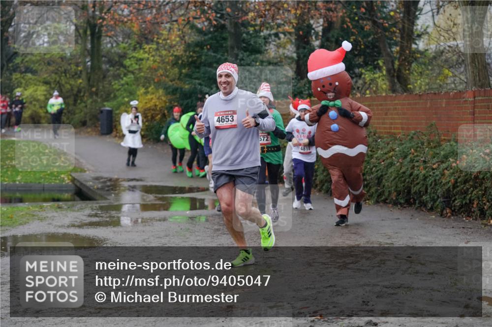 07.12.2025 - St. Pauli X-Mass-Run No. 15 Michael Burmester http://msf.ph/oto/9405047 07.12.2025 11:07:03 Laufen 4653, 572, 4818 meine-sportfotos.de