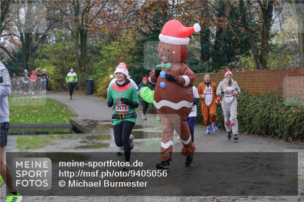 07.12.2025 - St. Pauli X-Mass-Run No. 15 Michael Burmester http://msf.ph/oto/9405056 07.12.2025 11:07:04 Laufen 2572, 3004, 2995 meine-sportfotos.de