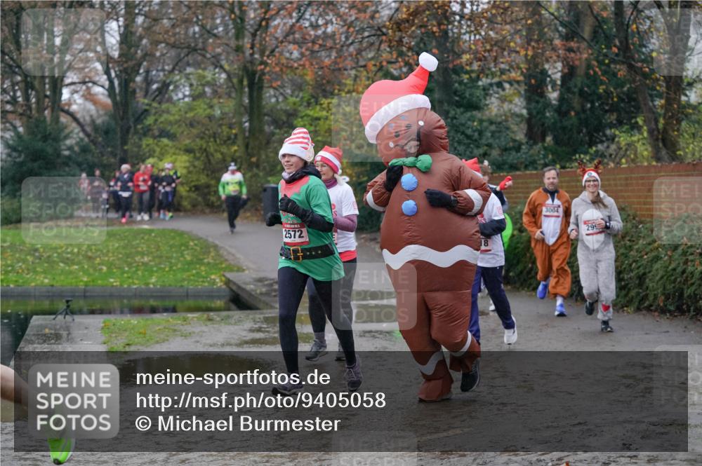 07.12.2025 - St. Pauli X-Mass-Run No. 15 Michael Burmester http://msf.ph/oto/9405058 07.12.2025 11:07:04 Laufen 2572, 3004, 299 meine-sportfotos.de