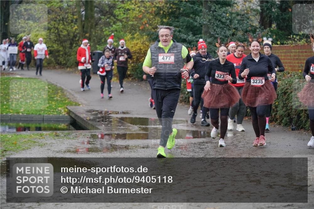 07.12.2025 - St. Pauli X-Mass-Run No. 15 Michael Burmester http://msf.ph/oto/9405118 07.12.2025 11:07:21 Laufen 5, 477, 323, 2686, 32, 67, 3235 meine-sportfotos.de