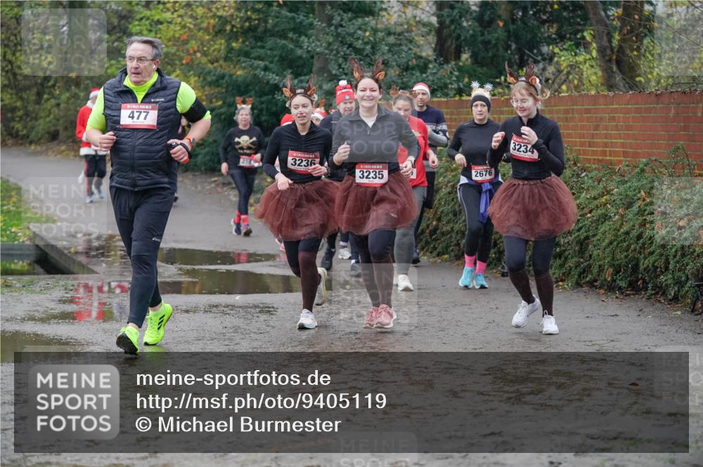 07.12.2025 - St. Pauli X-Mass-Run No. 15 Michael Burmester http://msf.ph/oto/9405119 07.12.2025 11:07:22 Laufen 477, 3236, 5, 3235, 2676, 3234 meine-sportfotos.de