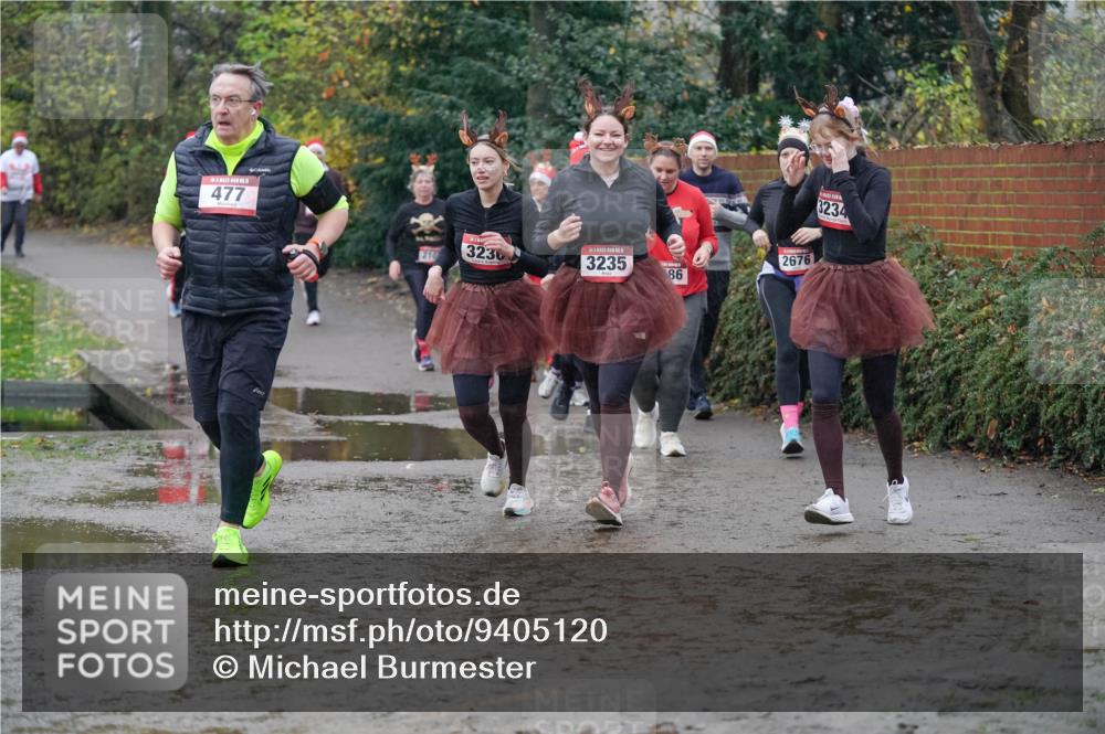 07.12.2025 - St. Pauli X-Mass-Run No. 15 Michael Burmester http://msf.ph/oto/9405120 07.12.2025 11:07:22 Laufen 477, 3230, 2676, 3235, 86, 3234 meine-sportfotos.de