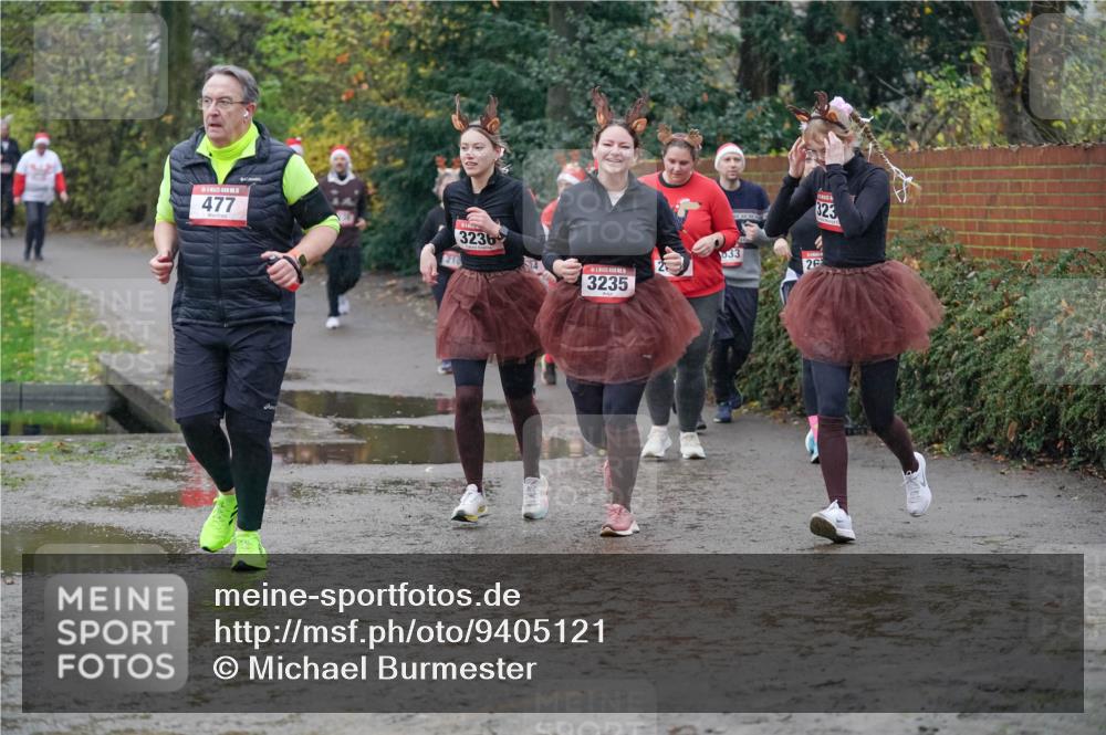 07.12.2025 - St. Pauli X-Mass-Run No. 15 Michael Burmester http://msf.ph/oto/9405121 07.12.2025 11:07:22 Laufen 477, 216, 3236, 3235, 633, 323, 26 meine-sportfotos.de