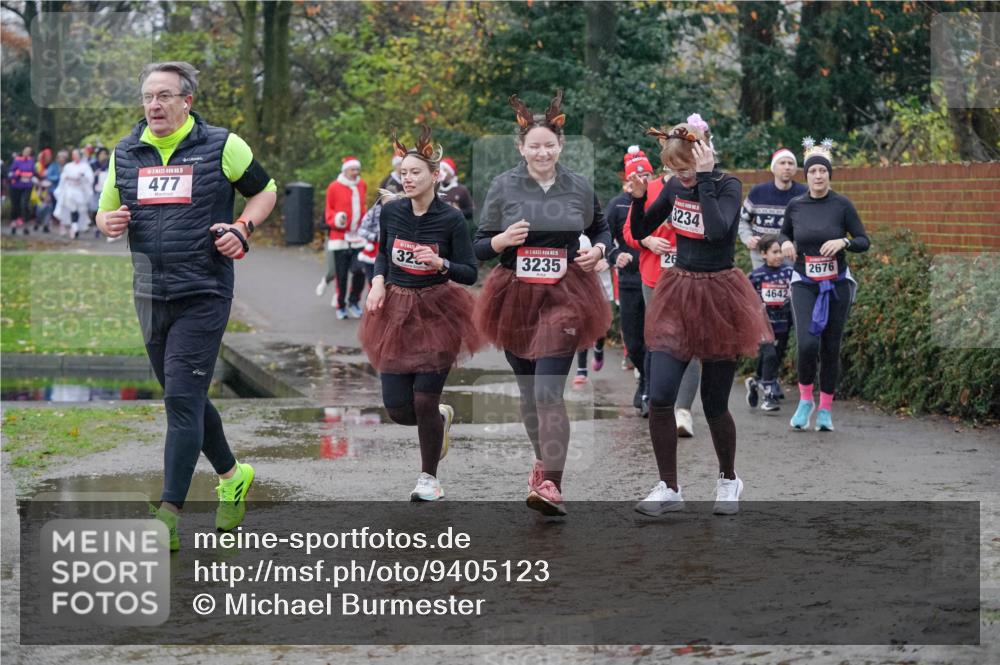 07.12.2025 - St. Pauli X-Mass-Run No. 15 Michael Burmester http://msf.ph/oto/9405123 07.12.2025 11:07:22 Laufen 7, 477, 3234, 424, 26, 32, 3235, 2676, 4642 meine-sportfotos.de