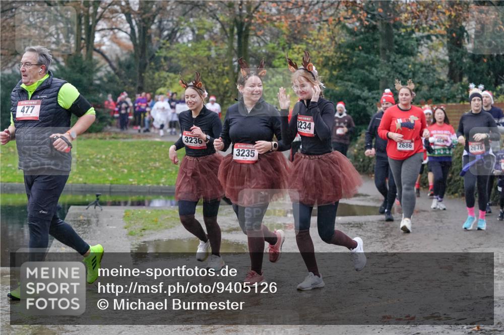 07.12.2025 - St. Pauli X-Mass-Run No. 15 Michael Burmester http://msf.ph/oto/9405126 07.12.2025 11:07:23 Laufen 477, 3236, 3235, 3234, 2686, 2676 meine-sportfotos.de