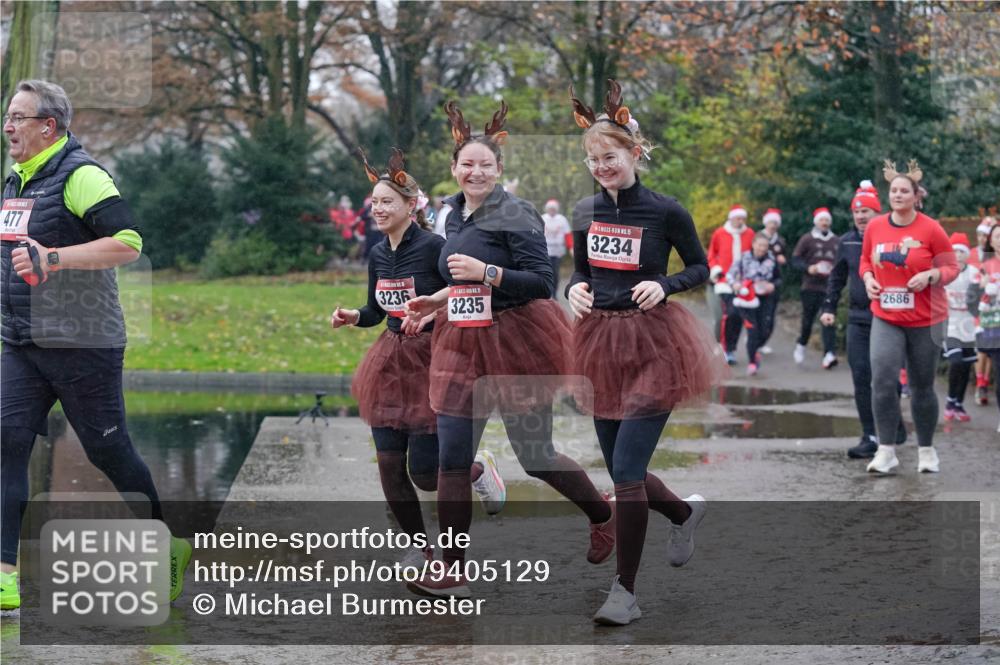 07.12.2025 - St. Pauli X-Mass-Run No. 15 Michael Burmester http://msf.ph/oto/9405129 07.12.2025 11:07:23 Laufen 477, 3236, 3235, 15, 3234, 2686 meine-sportfotos.de