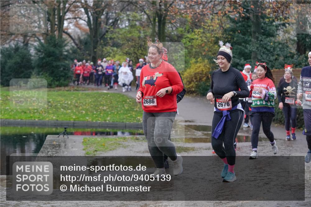 07.12.2025 - St. Pauli X-Mass-Run No. 15 Michael Burmester http://msf.ph/oto/9405139 07.12.2025 11:07:25 Laufen 2676, 4640, 2686, 2107, 46 meine-sportfotos.de