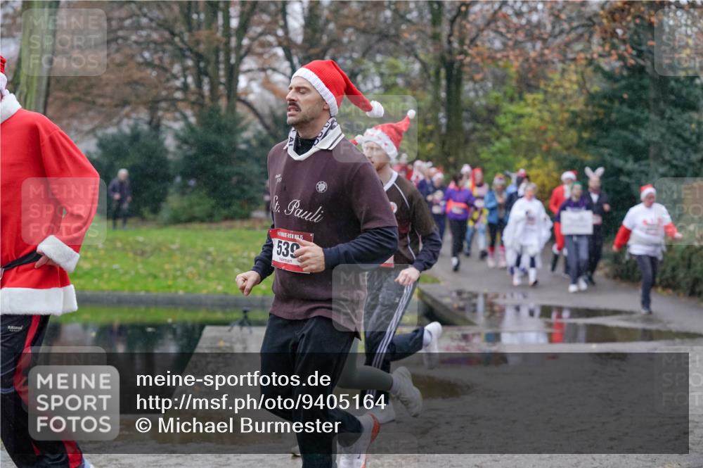 07.12.2025 - St. Pauli X-Mass-Run No. 15 Michael Burmester http://msf.ph/oto/9405164 07.12.2025 11:07:32 Laufen 539 meine-sportfotos.de