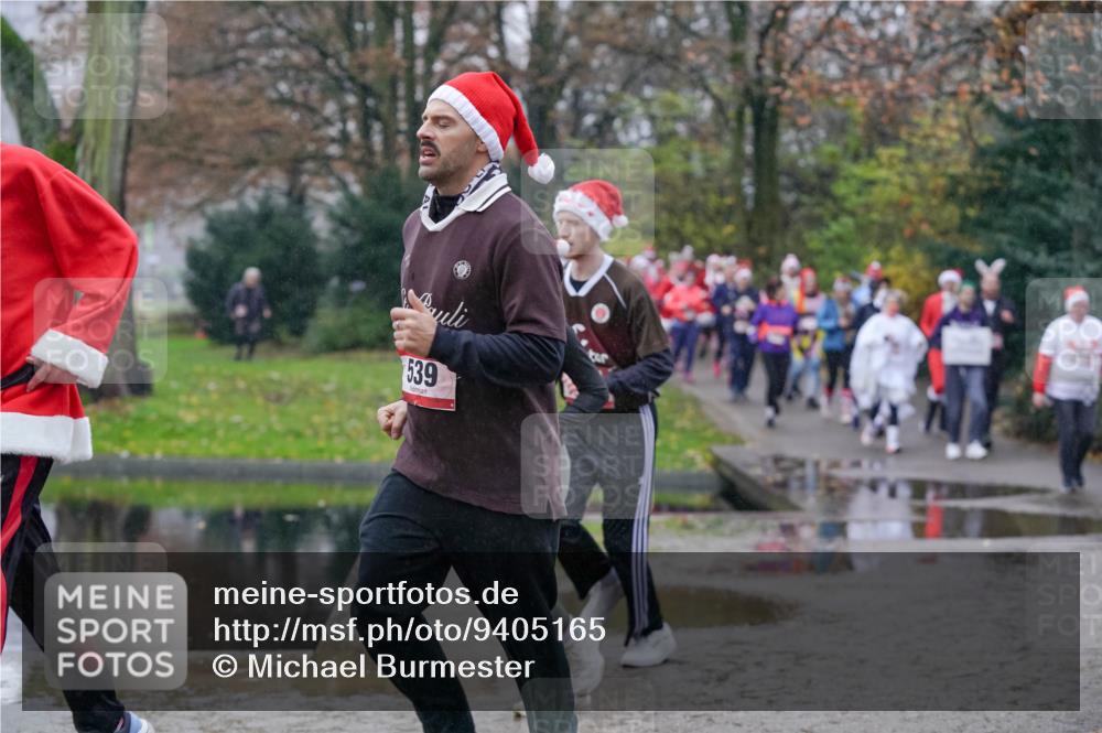 07.12.2025 - St. Pauli X-Mass-Run No. 15 Michael Burmester http://msf.ph/oto/9405165 07.12.2025 11:07:32 Laufen 539 meine-sportfotos.de