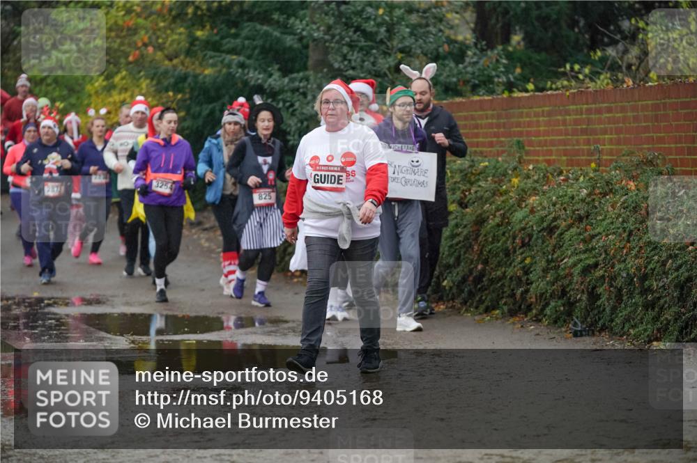 07.12.2025 - St. Pauli X-Mass-Run No. 15 Michael Burmester http://msf.ph/oto/9405168 07.12.2025 11:07:36 Laufen 3254, 825, 2871 meine-sportfotos.de