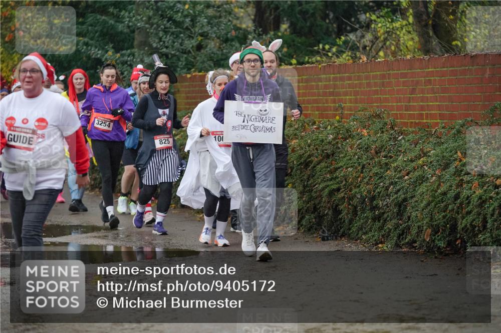 07.12.2025 - St. Pauli X-Mass-Run No. 15 Michael Burmester http://msf.ph/oto/9405172 07.12.2025 11:07:37 Laufen 3254, 825, 100 meine-sportfotos.de