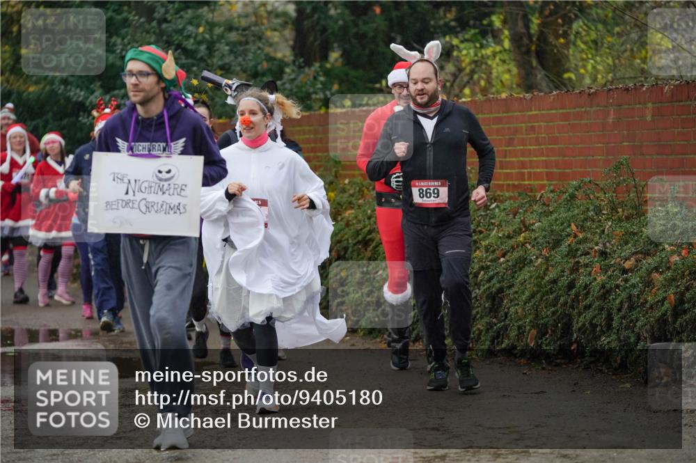 07.12.2025 - St. Pauli X-Mass-Run No. 15 Michael Burmester http://msf.ph/oto/9405180 07.12.2025 11:07:39 Laufen 15, 869 meine-sportfotos.de
