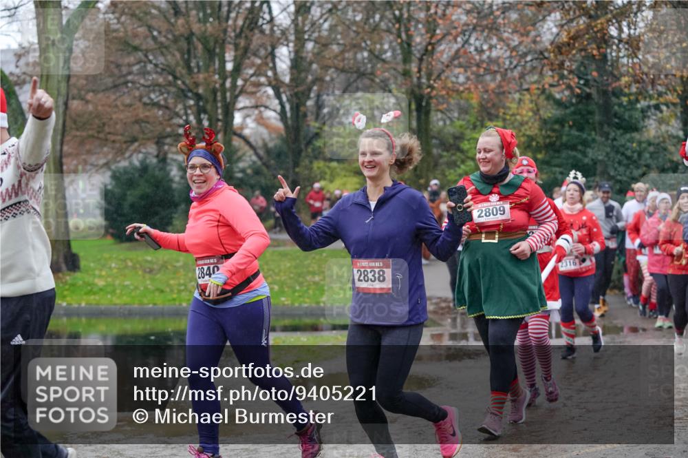 07.12.2025 - St. Pauli X-Mass-Run No. 15 Michael Burmester http://msf.ph/oto/9405221 07.12.2025 11:07:47 Laufen 2840, 15, 2838, 2809, 2316 meine-sportfotos.de