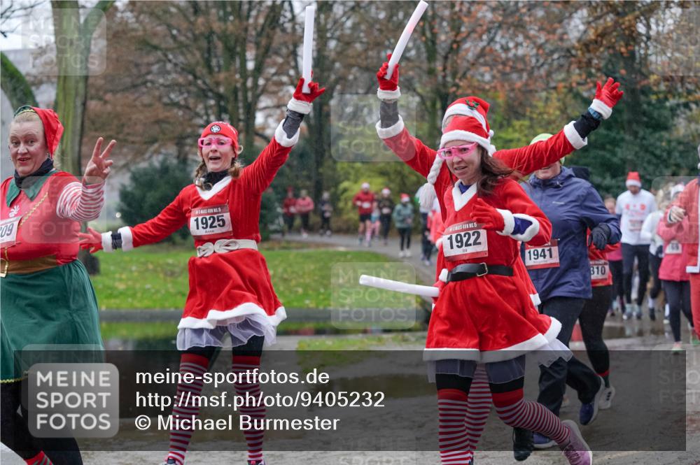 07.12.2025 - St. Pauli X-Mass-Run No. 15 Michael Burmester http://msf.ph/oto/9405232 07.12.2025 11:07:49 Laufen 09, 15, 1925, 15, 1922, 1941, 810 meine-sportfotos.de