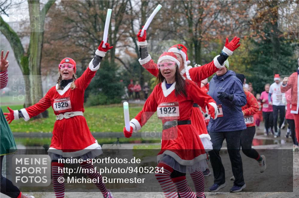 07.12.2025 - St. Pauli X-Mass-Run No. 15 Michael Burmester http://msf.ph/oto/9405234 07.12.2025 11:07:49 Laufen 1925, 15, 1922, 310 meine-sportfotos.de