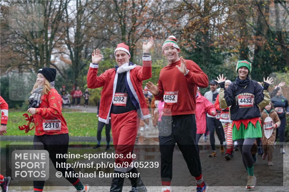 07.12.2025 - St. Pauli X-Mass-Run No. 15 Michael Burmester http://msf.ph/oto/9405239 07.12.2025 11:07:51 Laufen 5, 2310, 15, 4392, 15, 4452, 27, 1168, 5, 4432, 3108, 82 meine-sportfotos.de