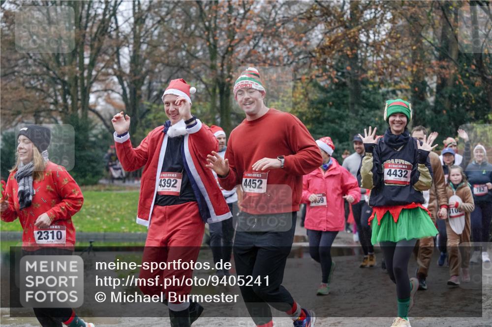 07.12.2025 - St. Pauli X-Mass-Run No. 15 Michael Burmester http://msf.ph/oto/9405241 07.12.2025 11:07:51 Laufen 15, 2310, 5, 4392, 4452, 9, 4432, 3100, 782 meine-sportfotos.de