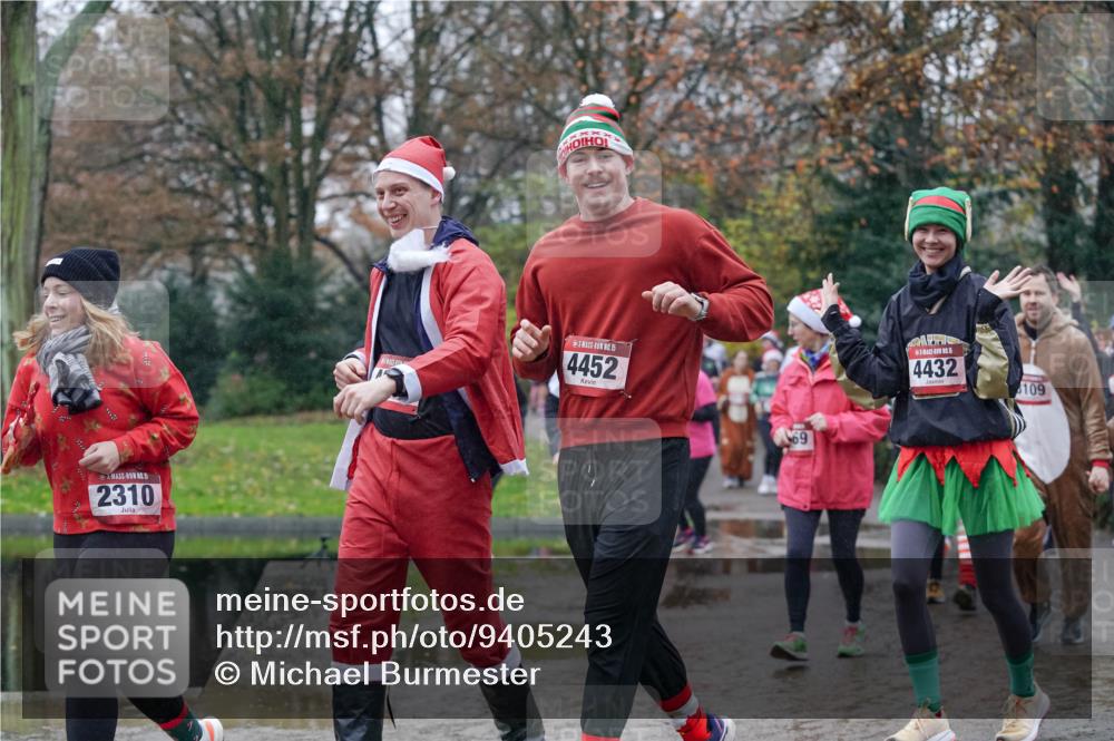 07.12.2025 - St. Pauli X-Mass-Run No. 15 Michael Burmester http://msf.ph/oto/9405243 07.12.2025 11:07:51 Laufen 15, 2310, 15, 4452, 69, 5, 4432, 109 meine-sportfotos.de