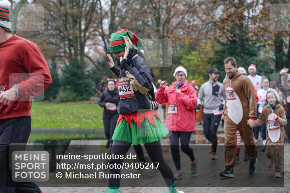 07.12.2025 - St. Pauli X-Mass-Run No. 15 Michael Burmester http://msf.ph/oto/9405247 07.12.2025 11:07:52 Laufen 4432, 169, 3109, 3108 meine-sportfotos.de
