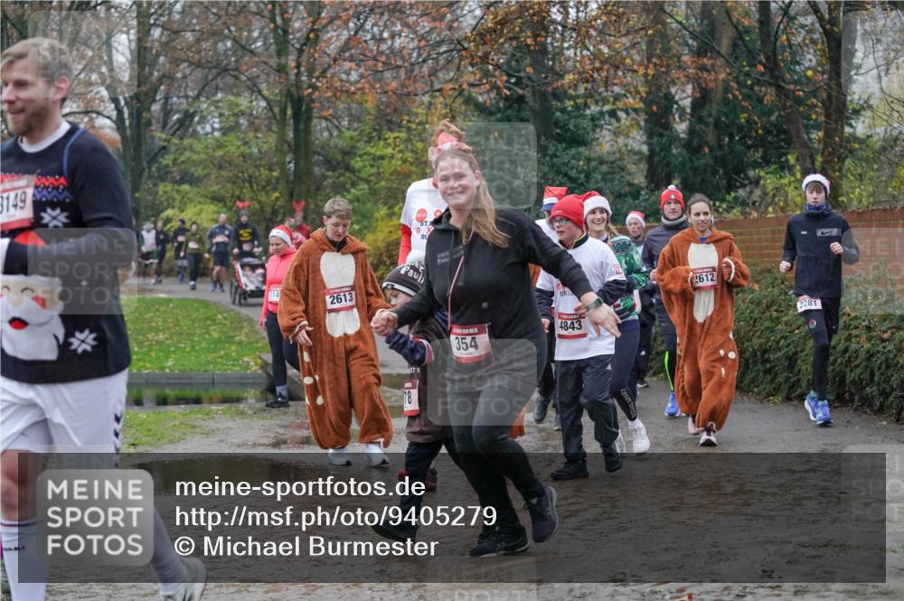 07.12.2025 - St. Pauli X-Mass-Run No. 15 Michael Burmester http://msf.ph/oto/9405279 07.12.2025 11:07:59 Laufen 149, 114, 2613, 78, 2612, 354, 4843, 2281 meine-sportfotos.de