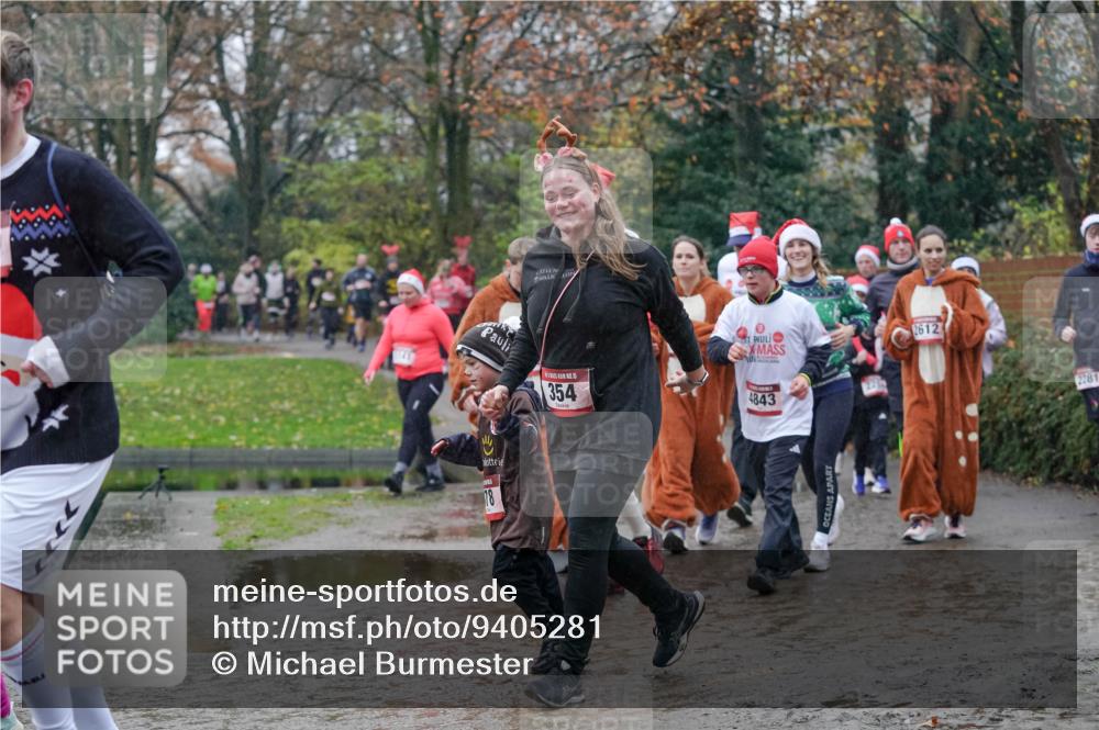 07.12.2025 - St. Pauli X-Mass-Run No. 15 Michael Burmester http://msf.ph/oto/9405281 07.12.2025 11:07:59 Laufen 18, 15, 354, 4843, 2612, 2281 meine-sportfotos.de