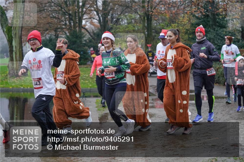 07.12.2025 - St. Pauli X-Mass-Run No. 15 Michael Burmester http://msf.ph/oto/9405291 07.12.2025 11:08:01 Laufen 15, 843, 2613, 2020, 1612, 2278, 284 meine-sportfotos.de