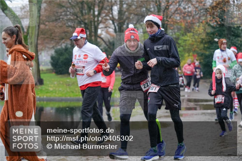 07.12.2025 - St. Pauli X-Mass-Run No. 15 Michael Burmester http://msf.ph/oto/9405302 07.12.2025 11:08:03 Laufen 227, 81, 2284 meine-sportfotos.de