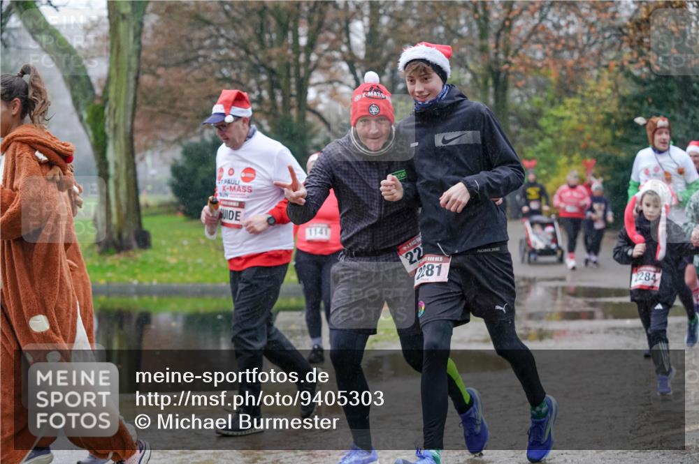 07.12.2025 - St. Pauli X-Mass-Run No. 15 Michael Burmester http://msf.ph/oto/9405303 07.12.2025 11:08:03 Laufen 22, 15, 281, 2284 meine-sportfotos.de