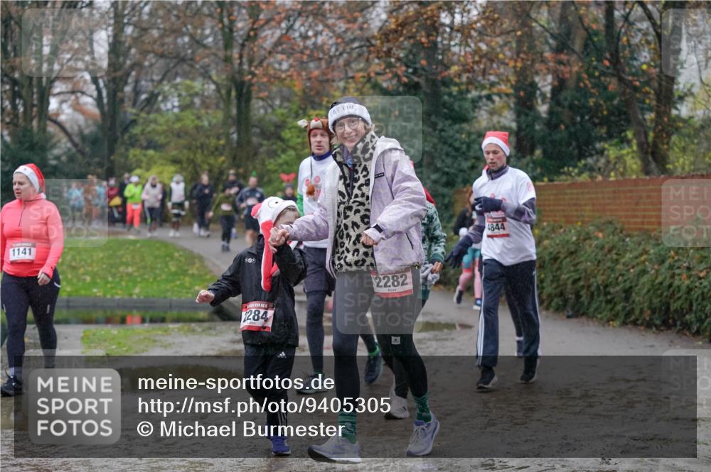07.12.2025 - St. Pauli X-Mass-Run No. 15 Michael Burmester http://msf.ph/oto/9405305 07.12.2025 11:08:04 Laufen 1141, 800, 2282, 2284, 4844 meine-sportfotos.de