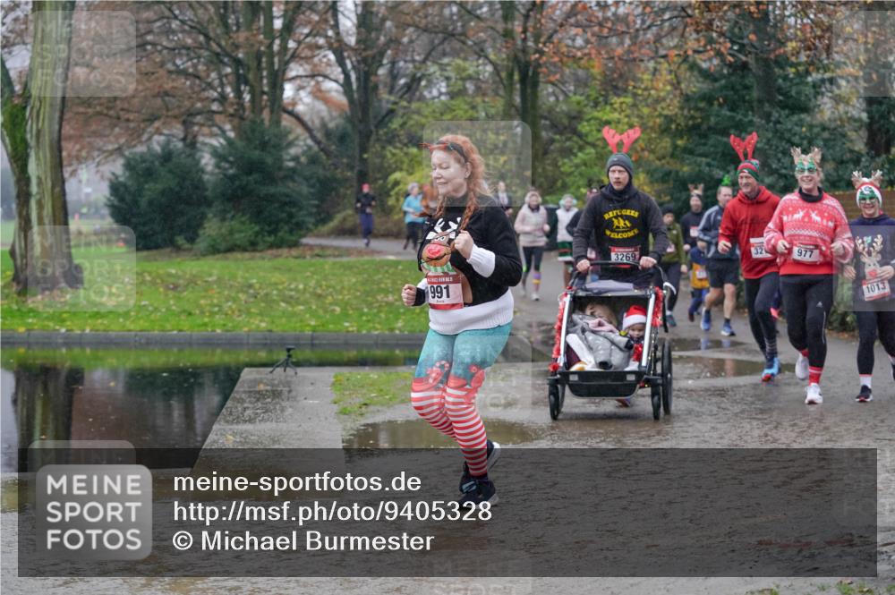 07.12.2025 - St. Pauli X-Mass-Run No. 15 Michael Burmester http://msf.ph/oto/9405328 07.12.2025 11:08:09 Laufen 5, 991, 3269, 32, 977, 1013 meine-sportfotos.de