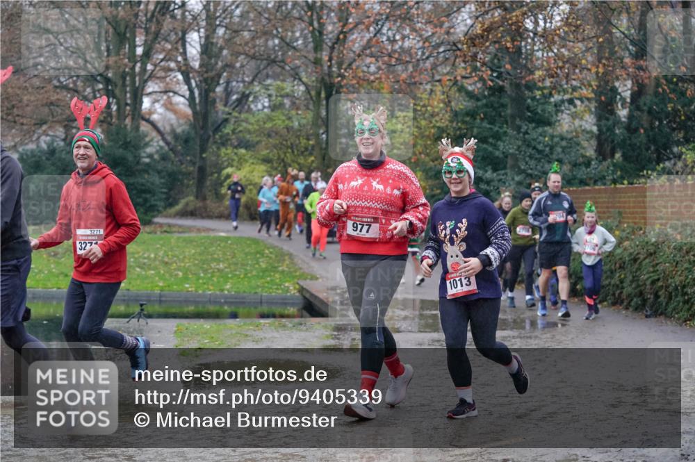 07.12.2025 - St. Pauli X-Mass-Run No. 15 Michael Burmester http://msf.ph/oto/9405339 07.12.2025 11:08:12 Laufen 3271, 327, 5, 977, 1013 meine-sportfotos.de