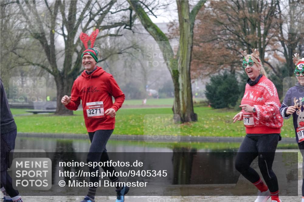 07.12.2025 - St. Pauli X-Mass-Run No. 15 Michael Burmester http://msf.ph/oto/9405345 07.12.2025 11:08:13 Laufen 3271, 3271, 17, 101 meine-sportfotos.de