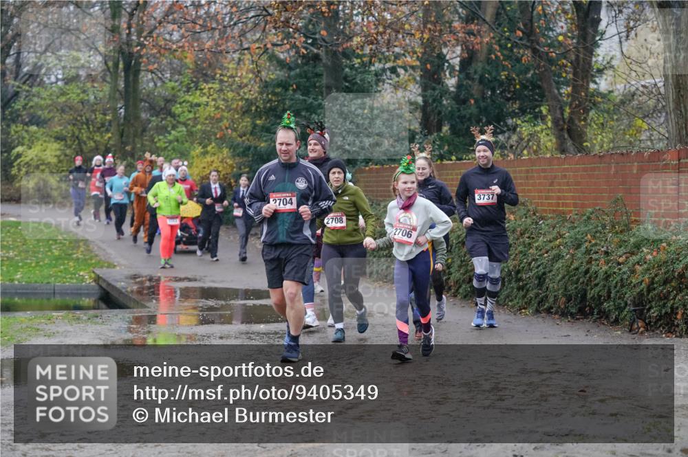 07.12.2025 - St. Pauli X-Mass-Run No. 15 Michael Burmester http://msf.ph/oto/9405349 07.12.2025 11:08:15 Laufen 2704, 2708, 2706, 3737 meine-sportfotos.de